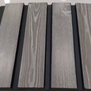 دیوارپوش( ورق های )تمام PVC طوسی روشن طرح چوب شیار مشکی